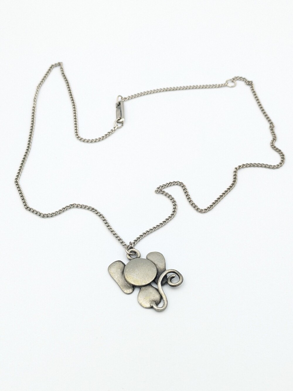 Vintage signed Celebrity pewter mouse back chain necklace